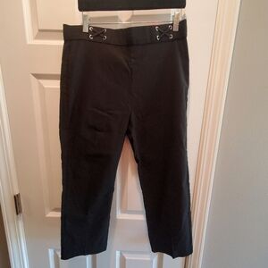 RAFAELLA. Black capri.  Pull on NWT. Sz 14. Moves with you.